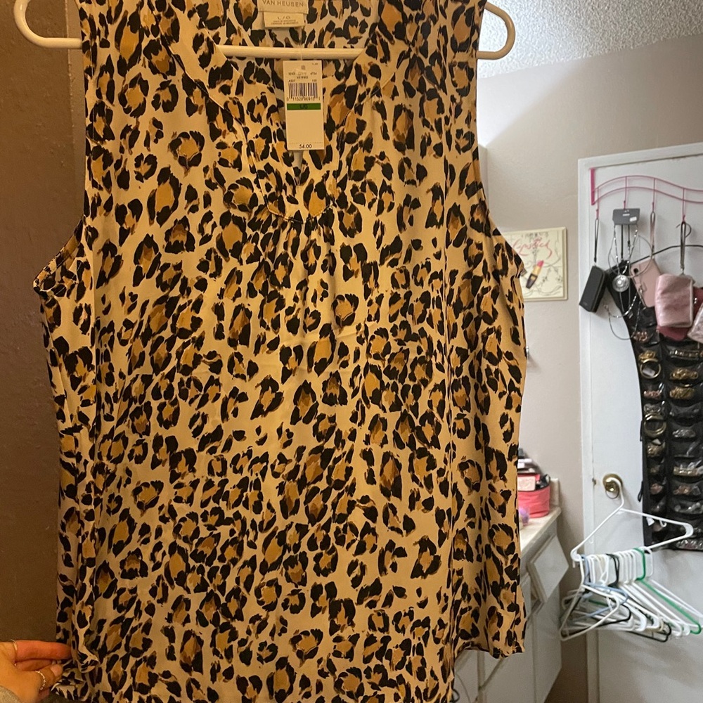 Cheetah top